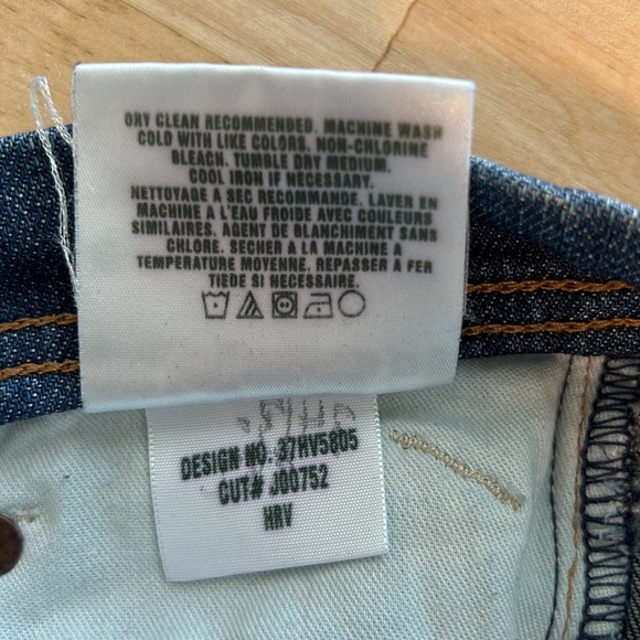 Joe's Mid-Rise Bootcut Jean, 28 - Picture 10 of 10